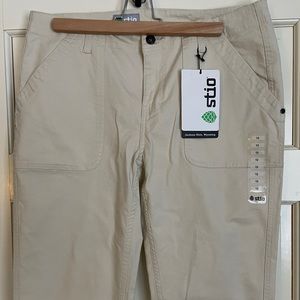 stio patch pocketed utility natural/cream colored pants
